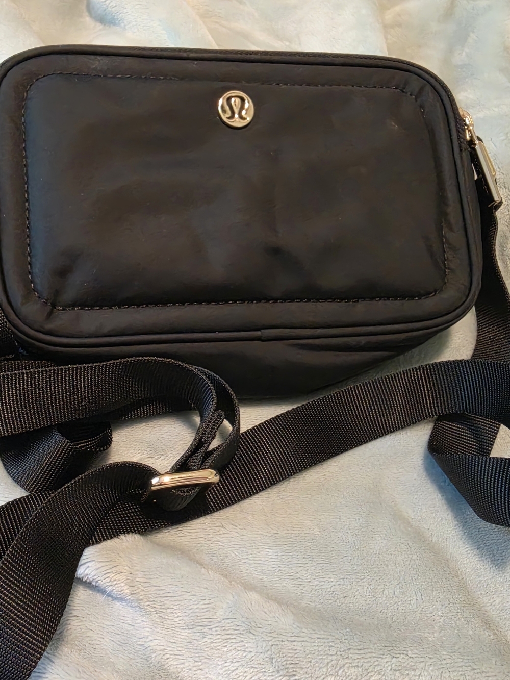 lululemon athletica  Camera Crossbody Bag